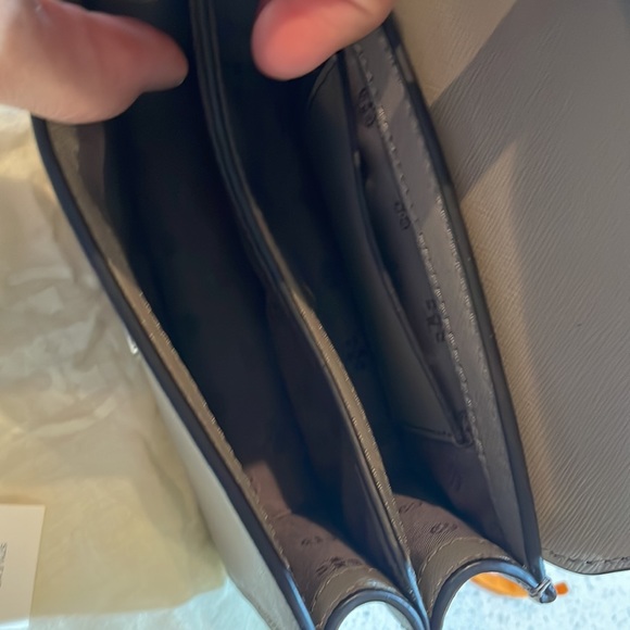 Tory Burch shoulder bag - Picture 3 of 6